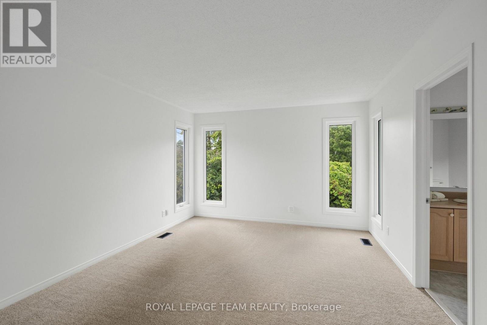 77 Sherring Court Property Photo 25