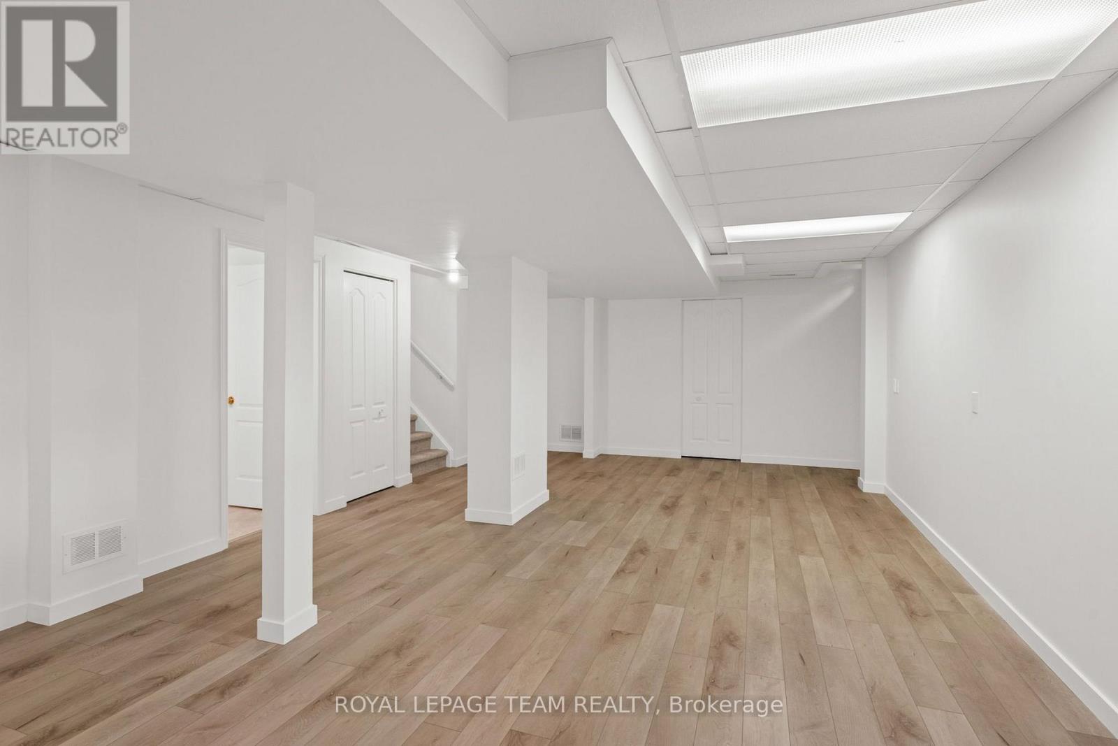 77 Sherring Court Property Photo 41