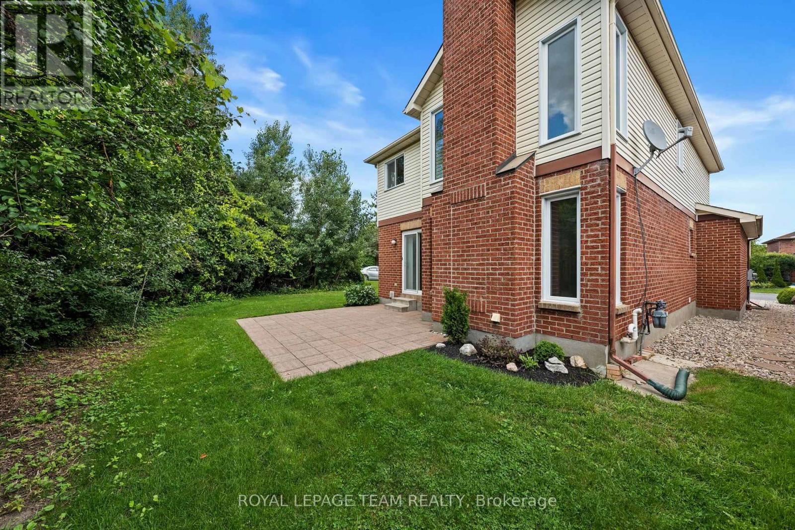 77 Sherring Court Property Photo 44