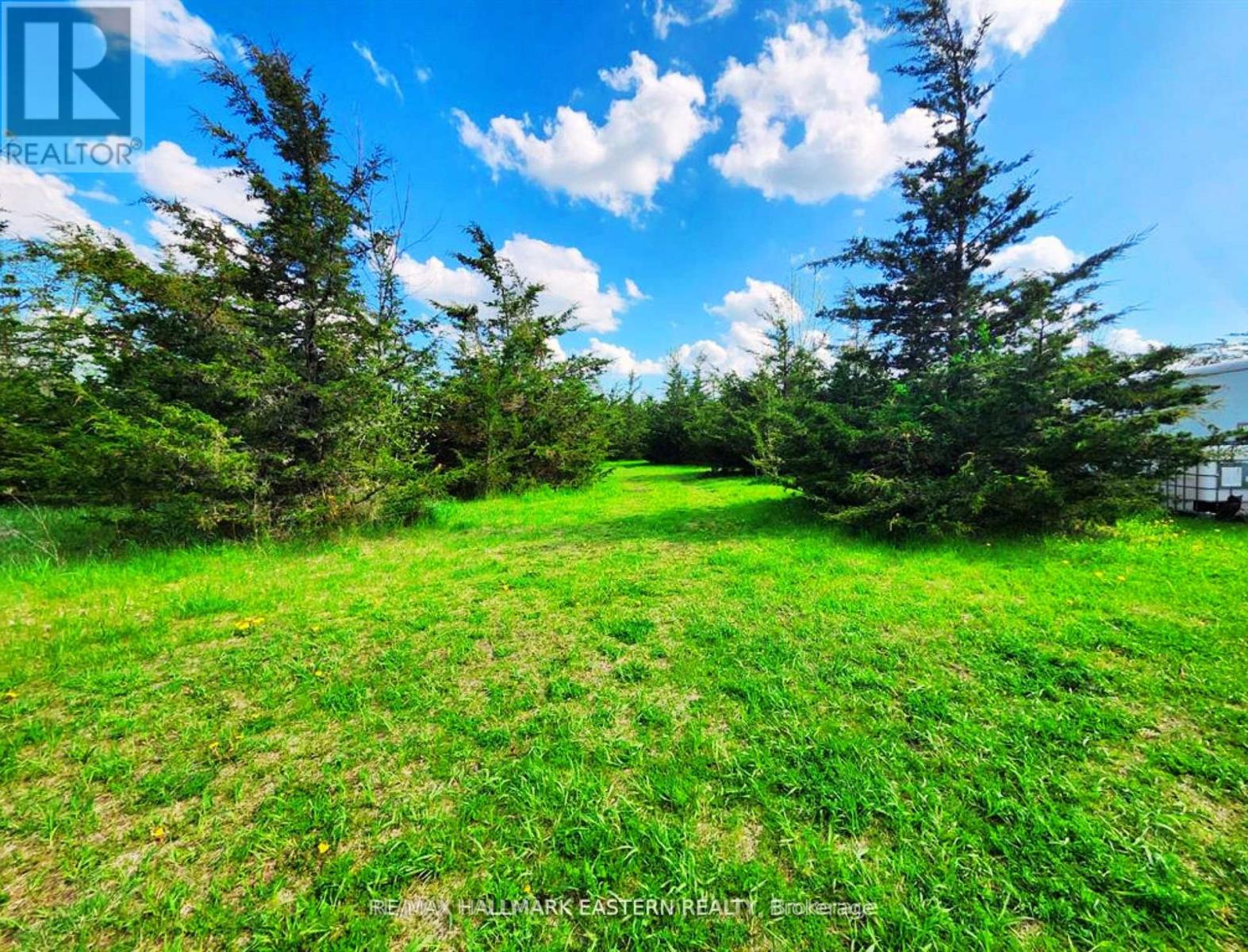 2098 13th Line E Property Photo 11