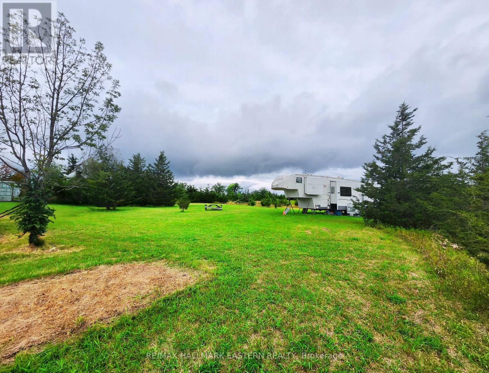 2098 13th Line E Property Photo 13