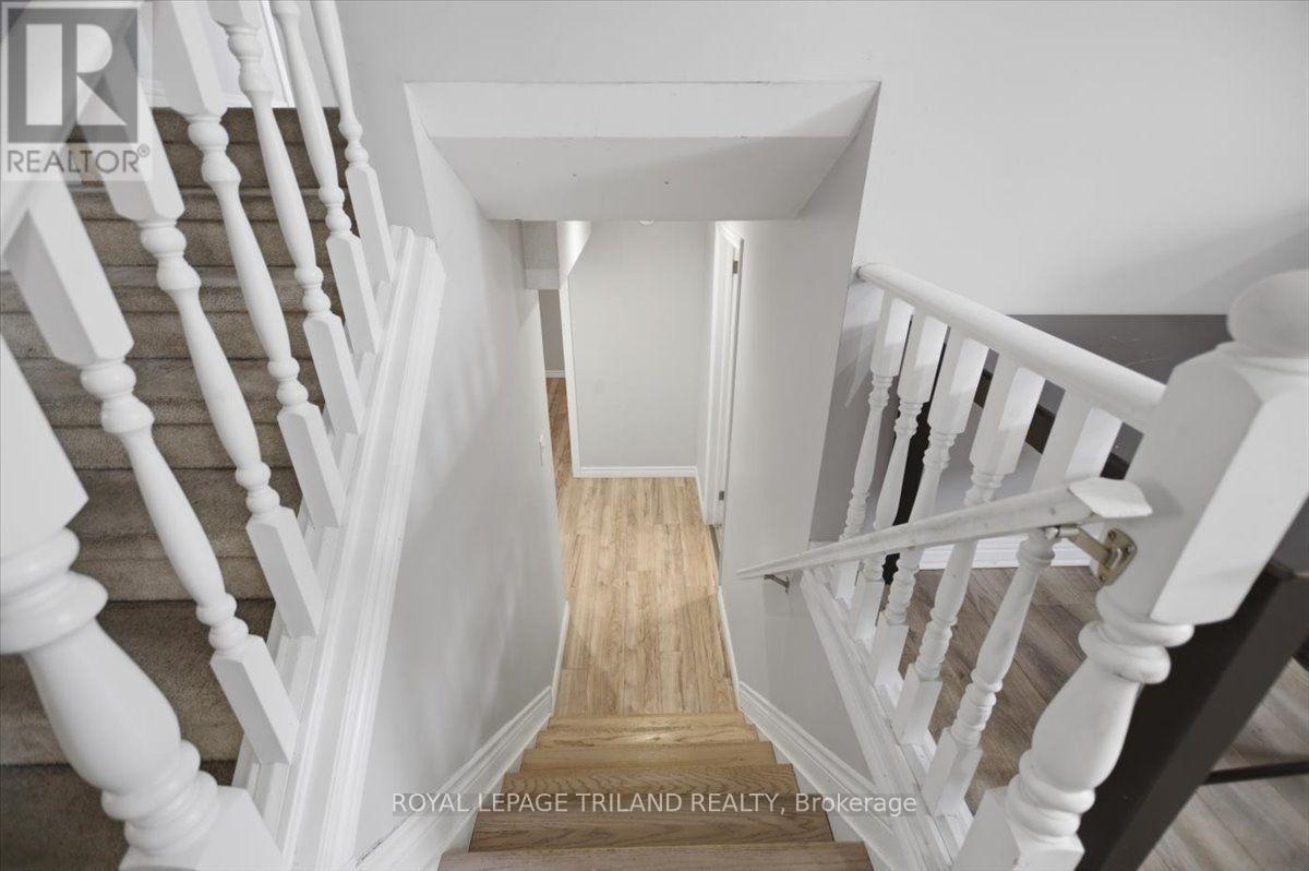 5 - 4 Chepstow Gate Property Photo 15