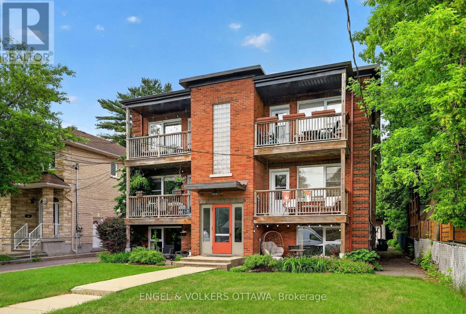 520 Hilson Avenue Property Photo 1
