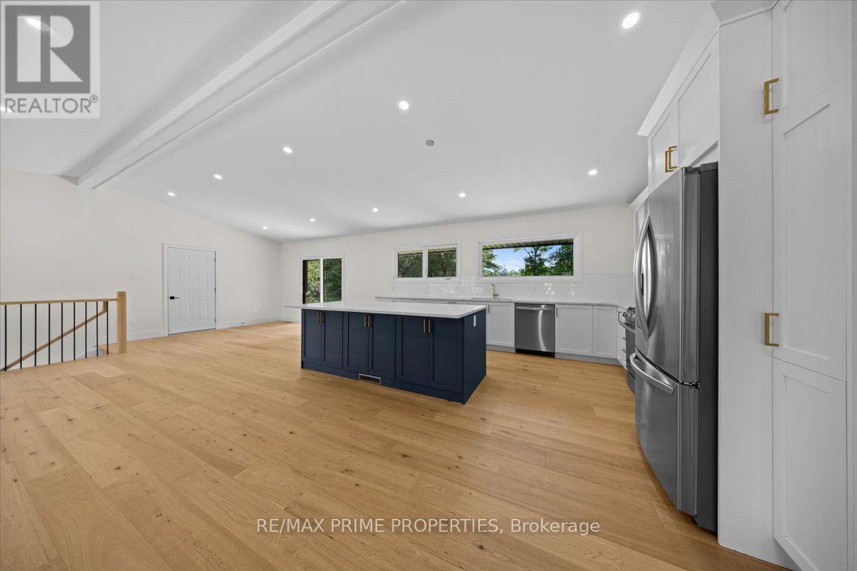 6499 Bunker Road Property Photo 4