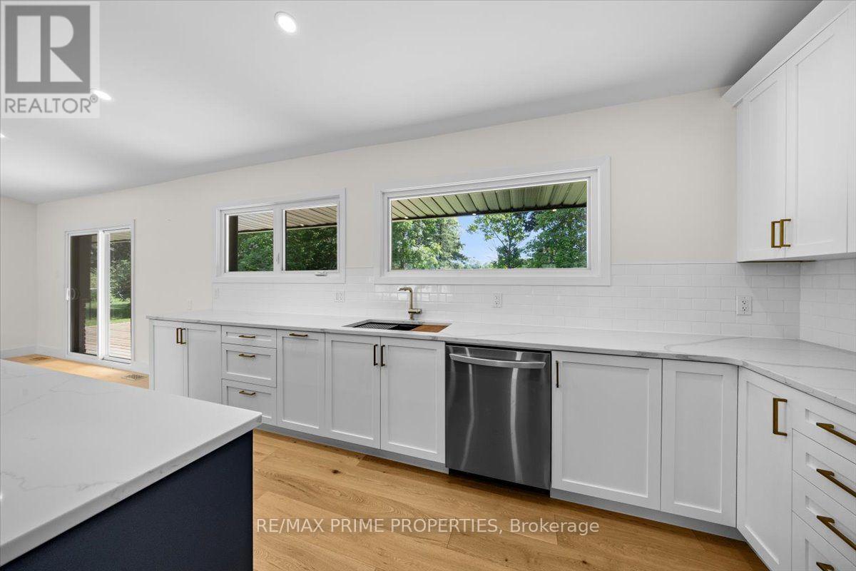 6499 Bunker Road Property Photo 11
