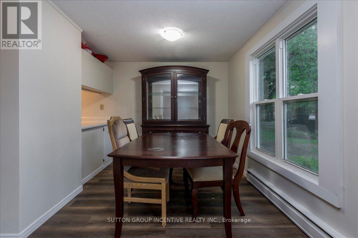 159 Toronto Street Property Photo 9