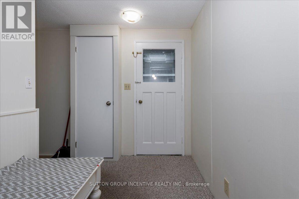 159 Toronto Street Property Photo 14