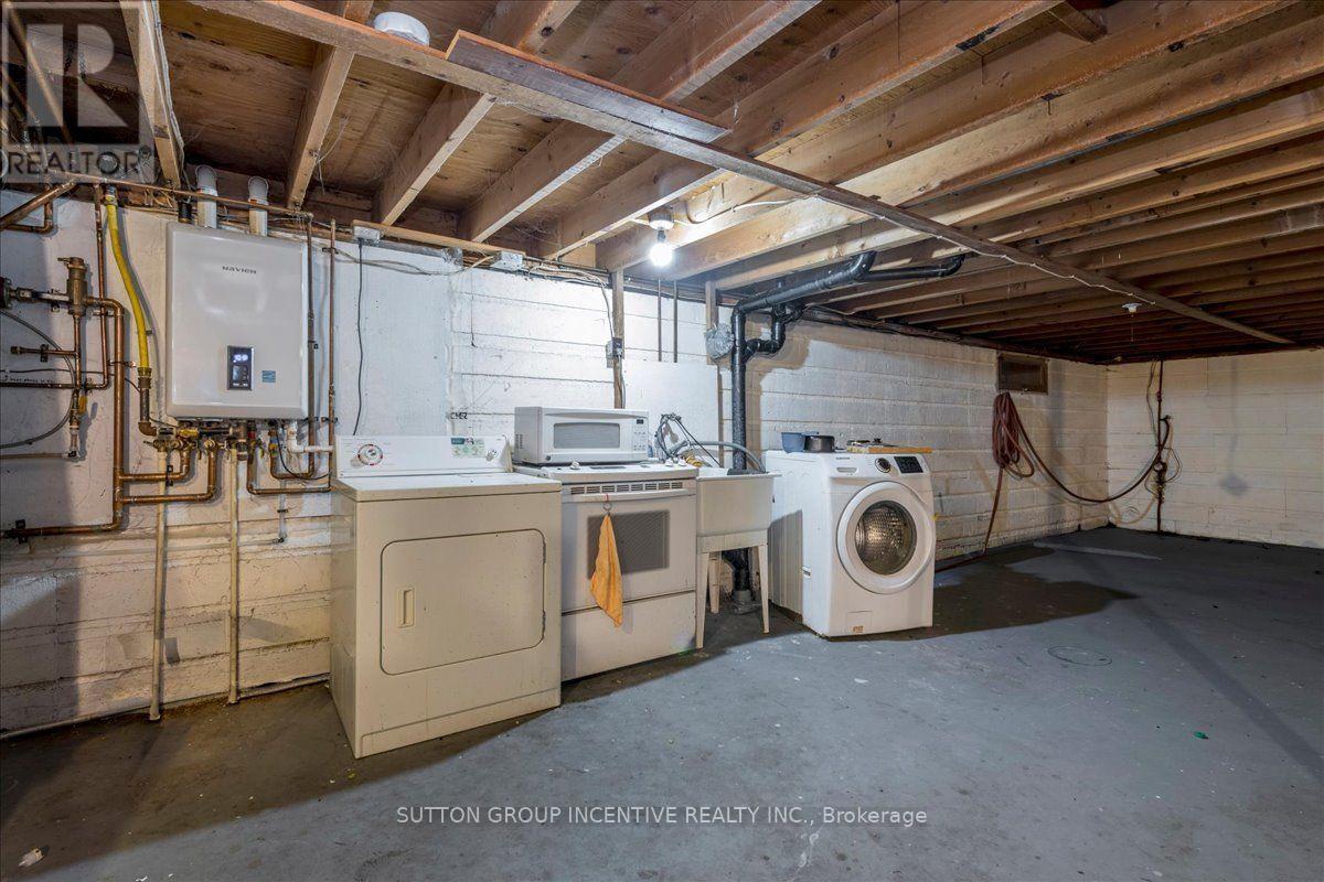 159 Toronto Street Property Photo 17