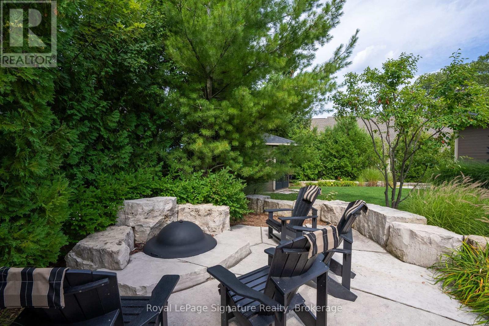 376 Sunset Boulevard Property Photo 41