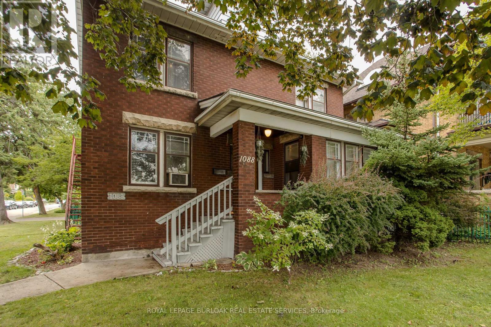 1088 King Street E Property Photo 2