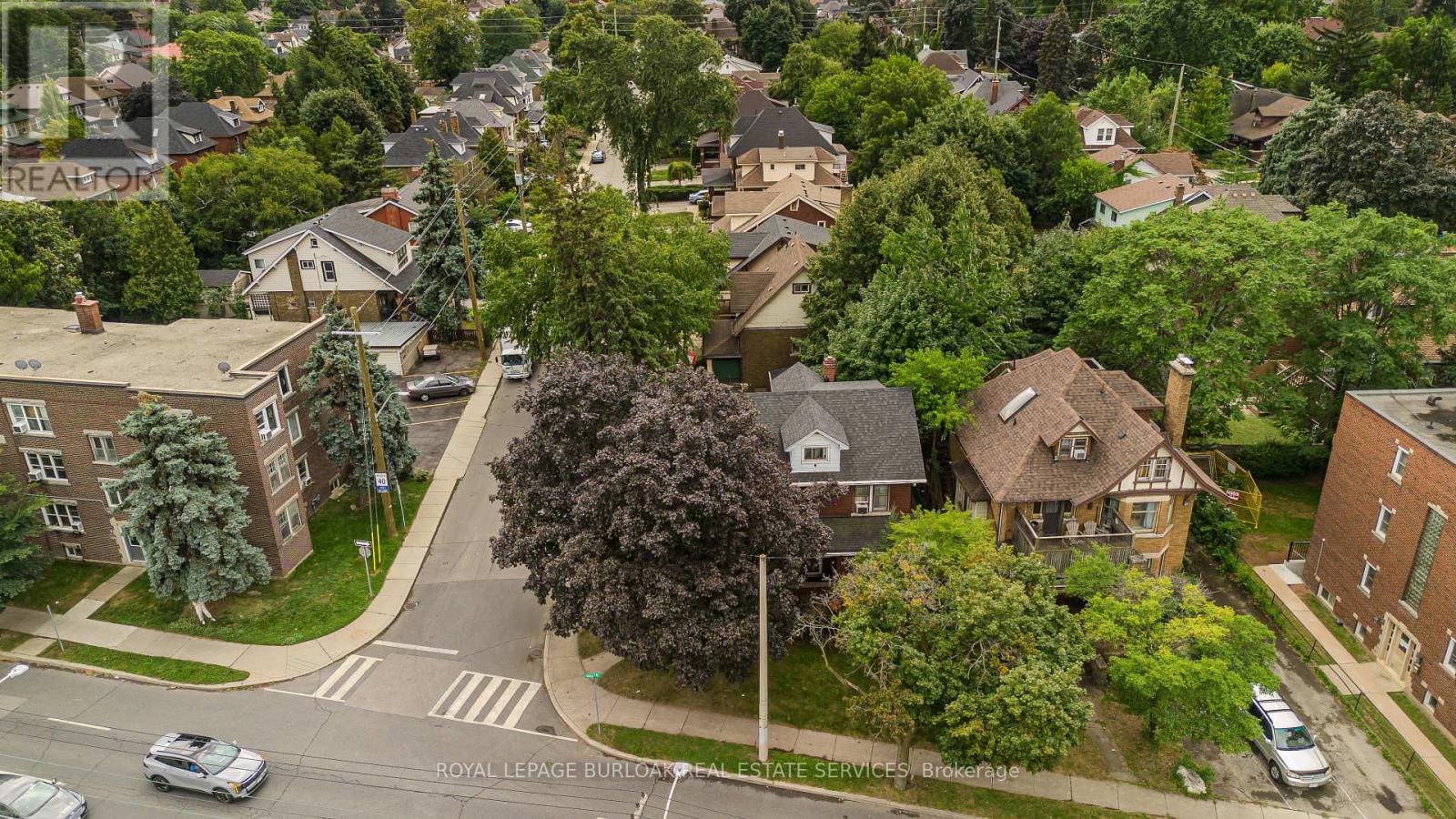 1088 King Street E Property Photo 6