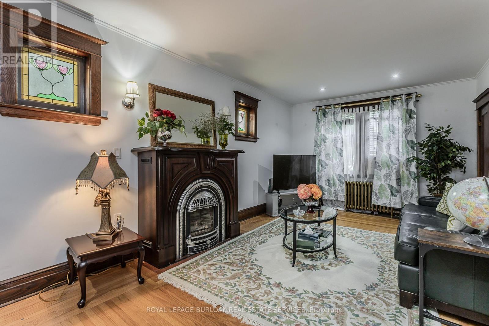1088 King Street E Property Photo 22