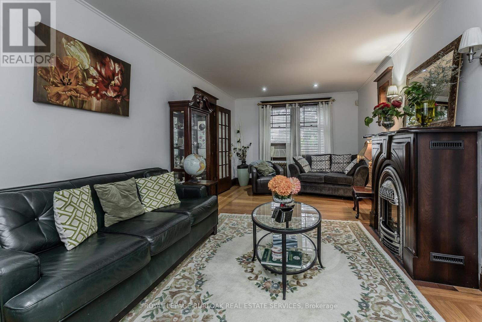 1088 King Street E Property Photo 23