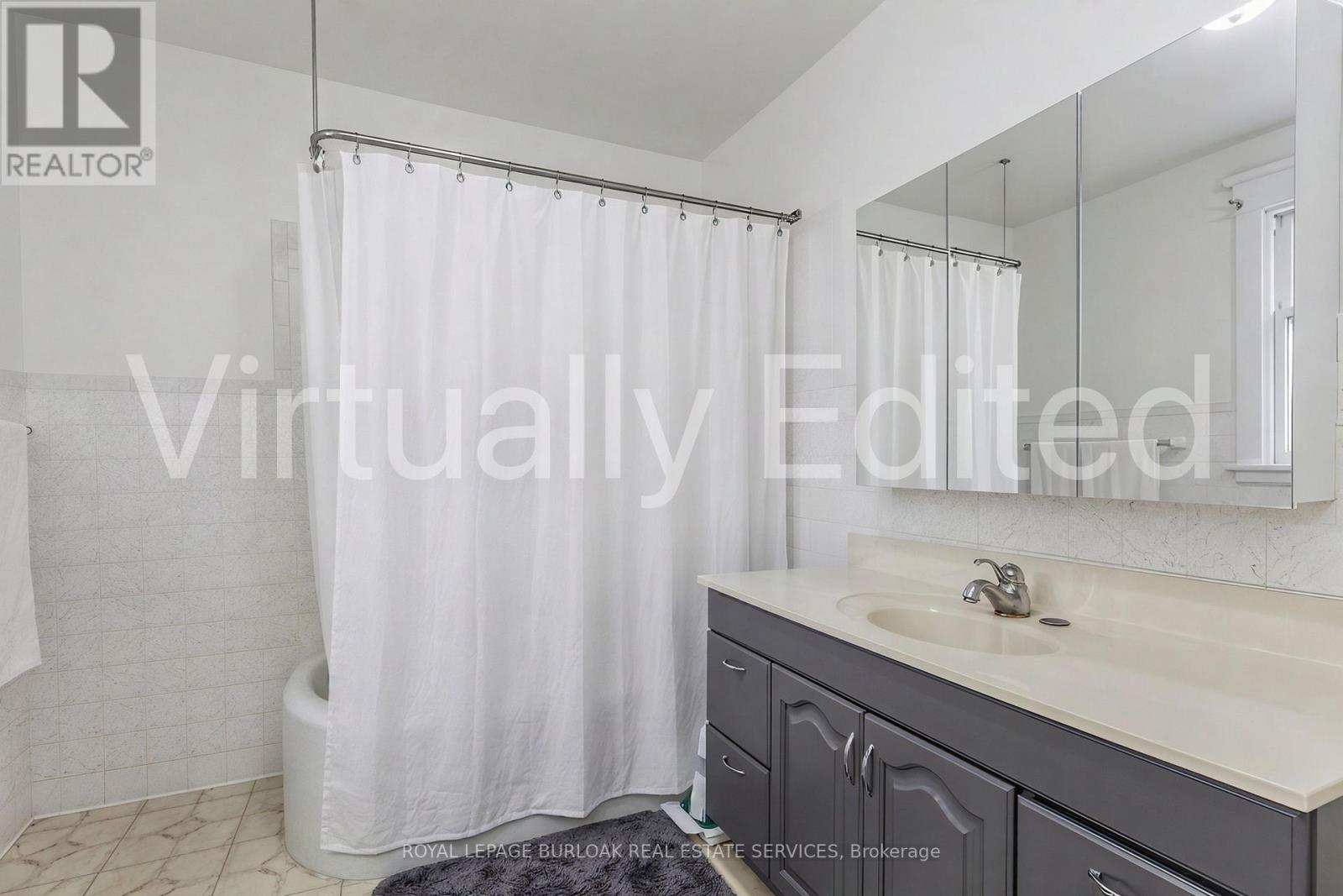 1088 King Street E Property Photo 30