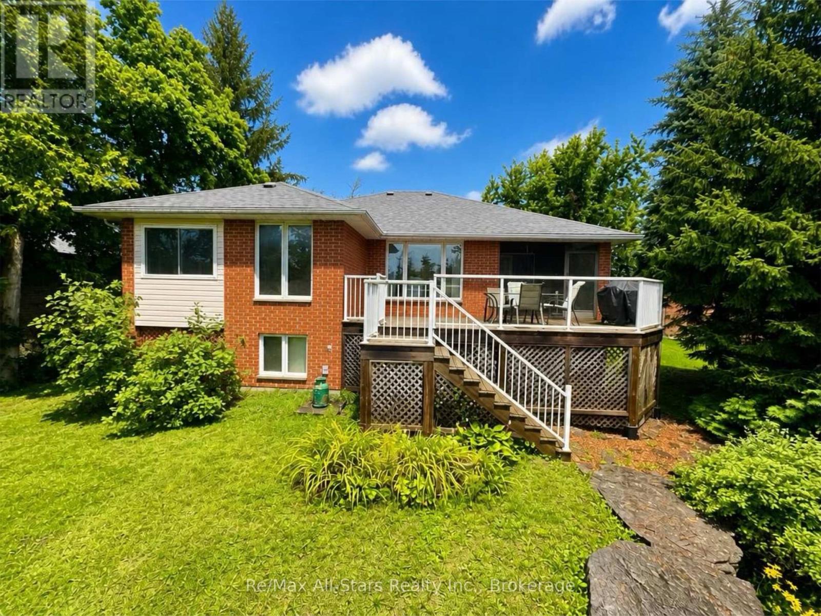 3 Governors Drive Property Photo 29