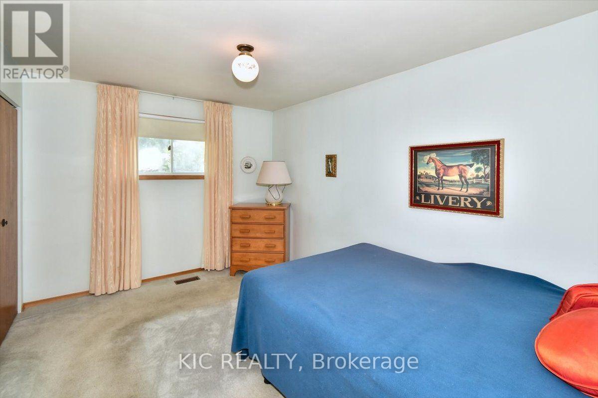 30 Kawartha Heights Boulevard Property Photo 18
