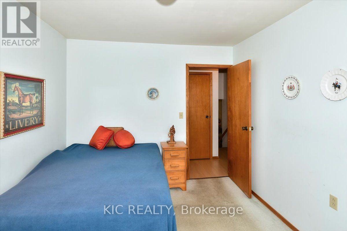 30 Kawartha Heights Boulevard Property Photo 19