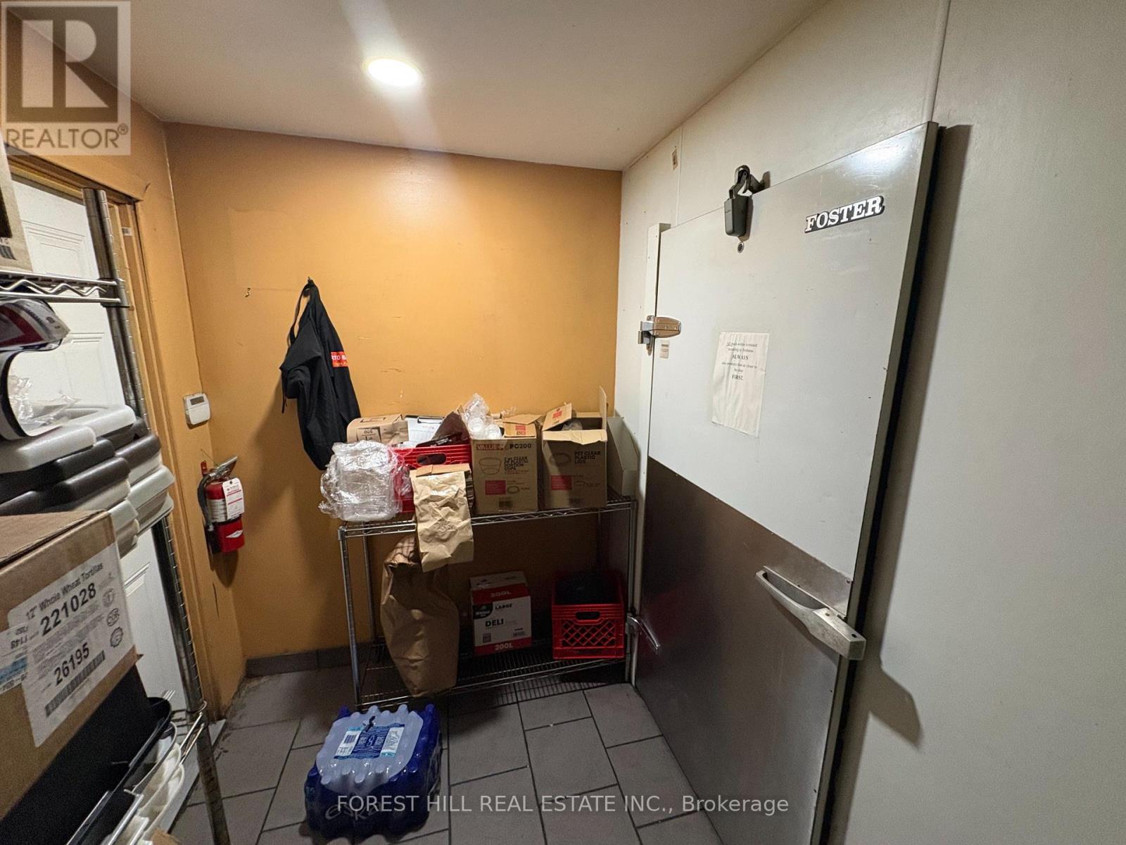 1028 King Street W Property Photo 12