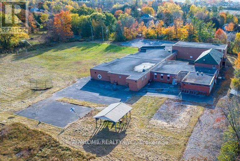 211 County Rd 28 Road Property Photo 2
