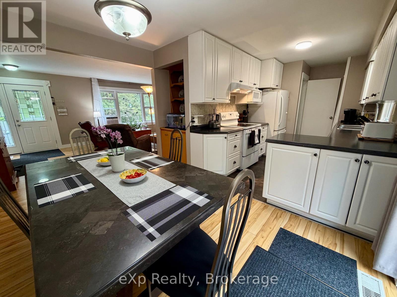 1643 And 1671 Eagle Lake Road Property Photo 9