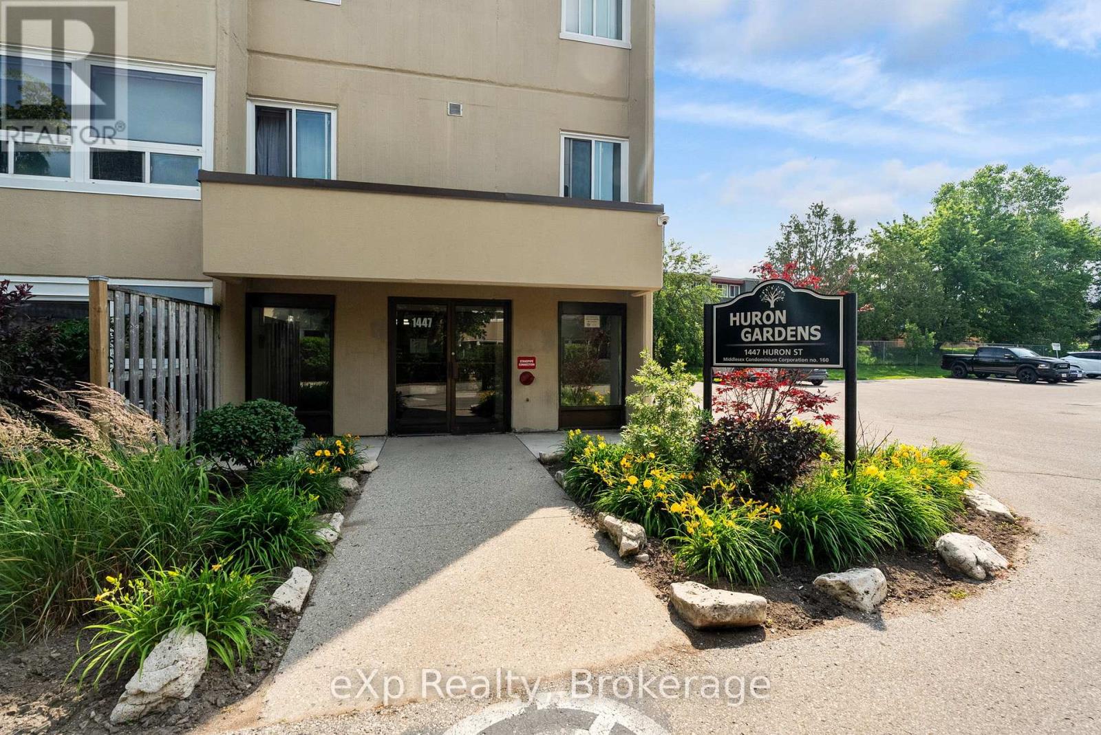 220 - 1447 Huron Street Property Photo 1