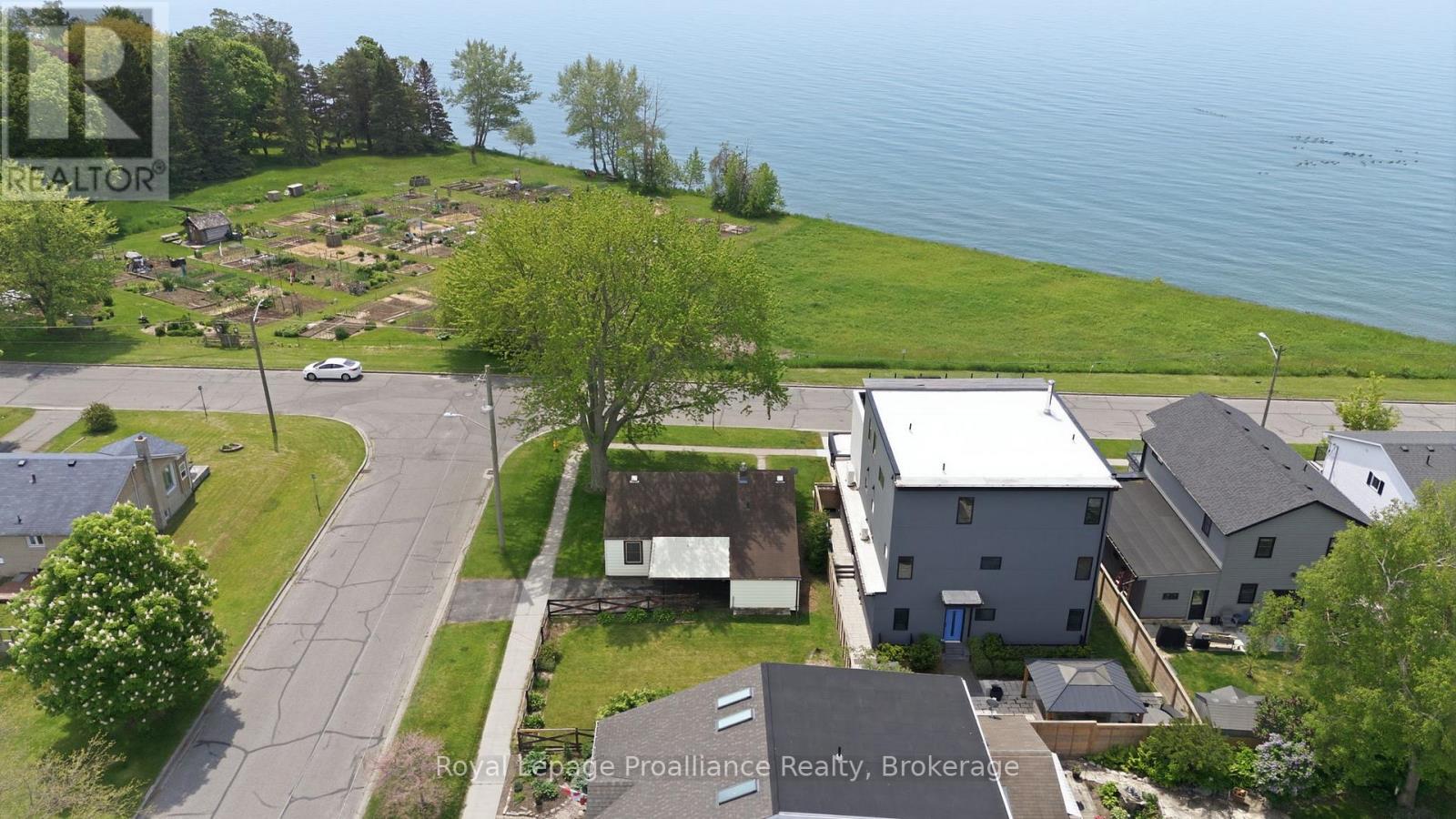 478 MONK STREET Property Photo 1