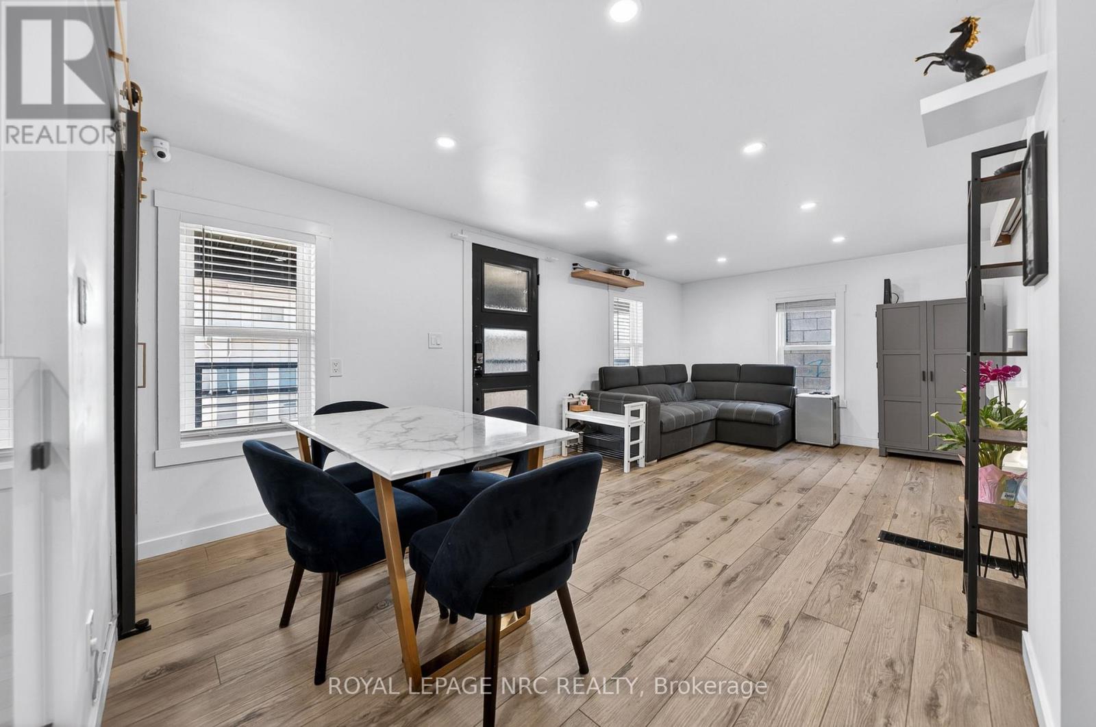56 Decew Street Property Photo 10