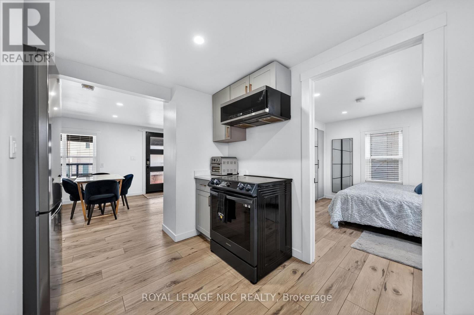 56 Decew Street Property Photo 16