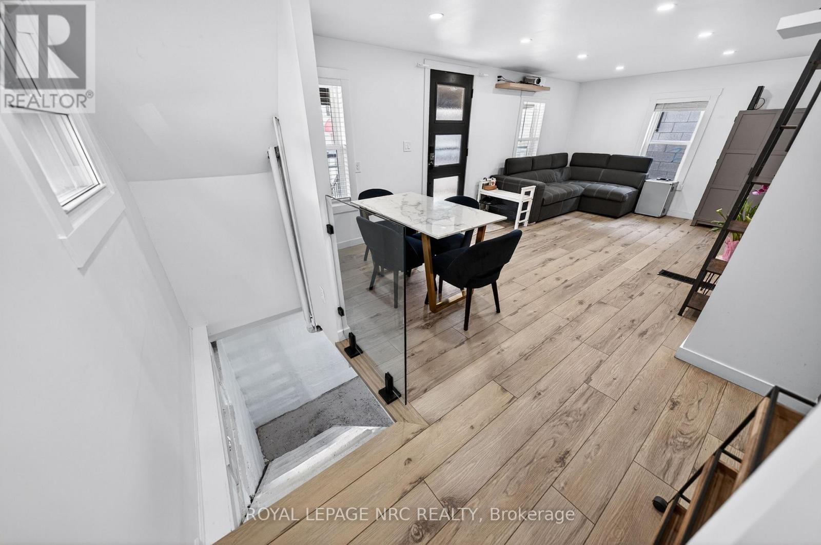 56 Decew Street Property Photo 23