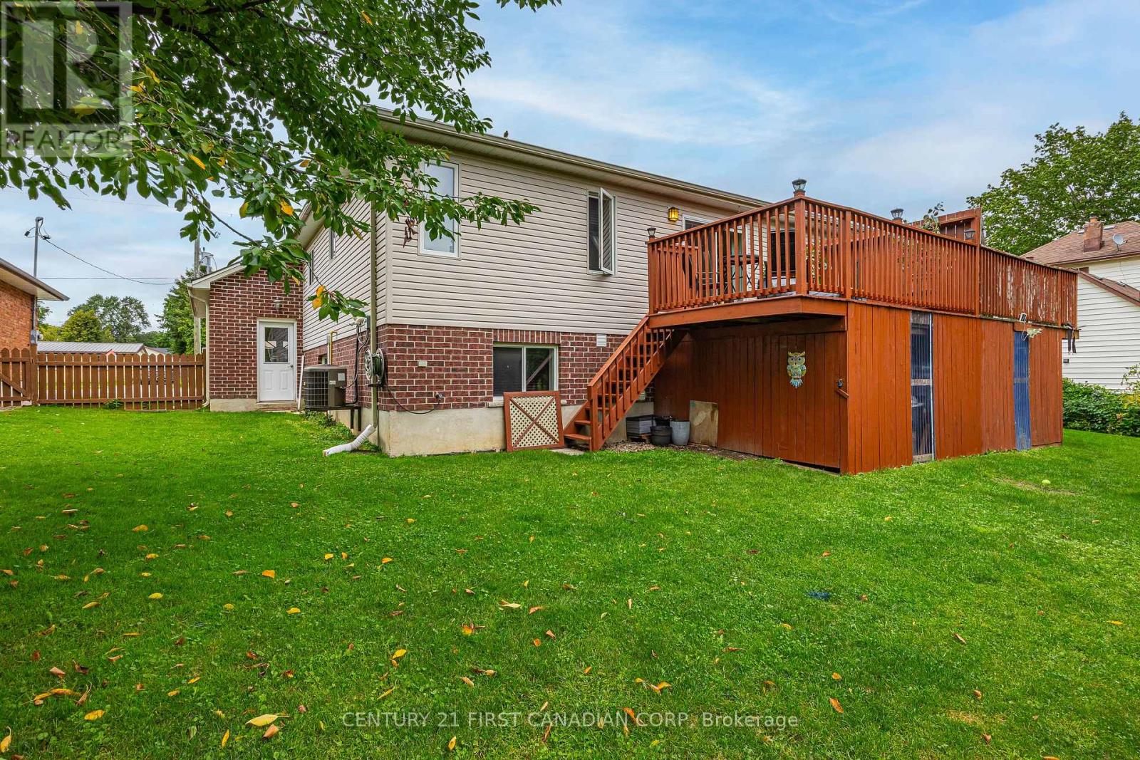34 Brock Street Property Photo 38