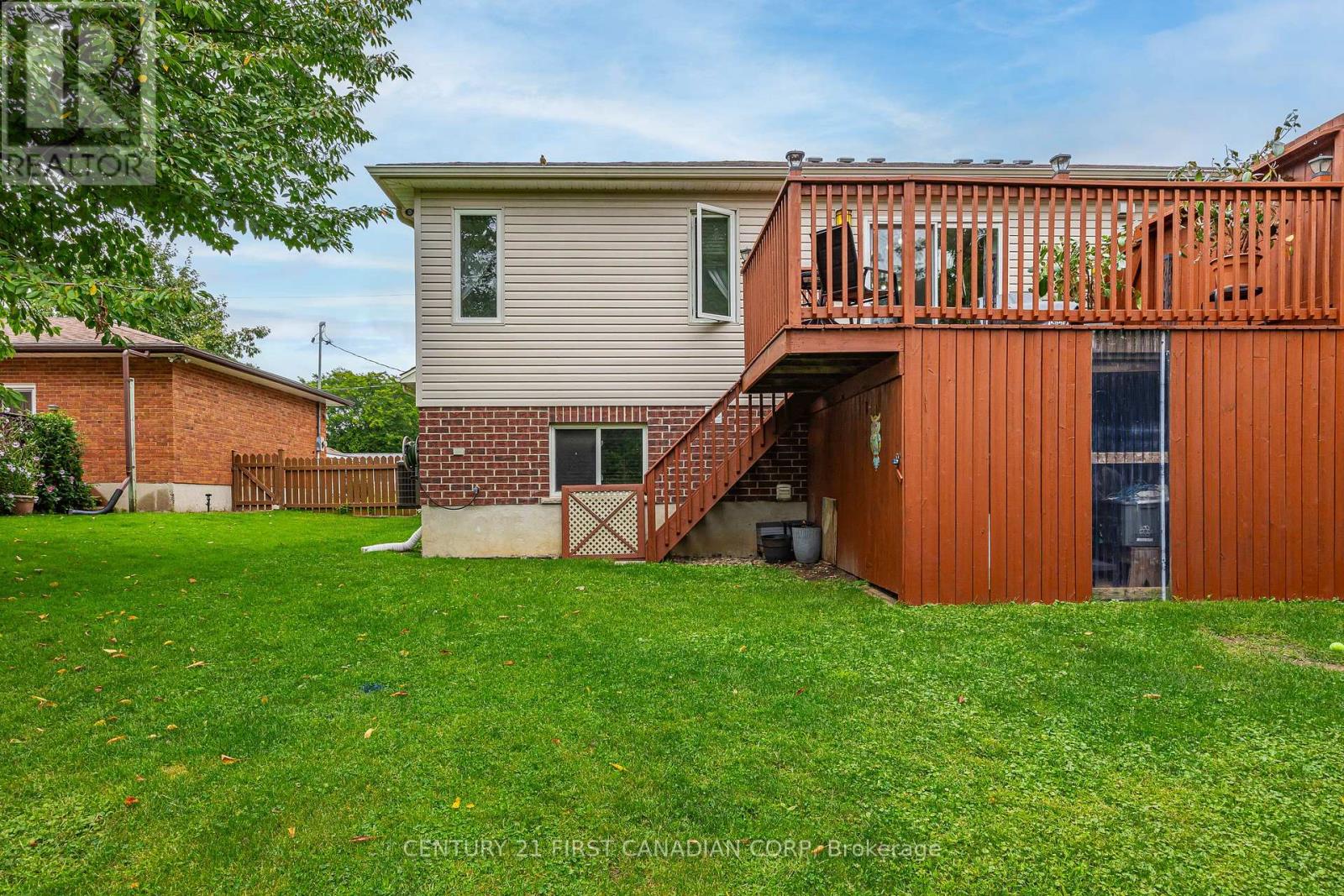 34 Brock Street Property Photo 39