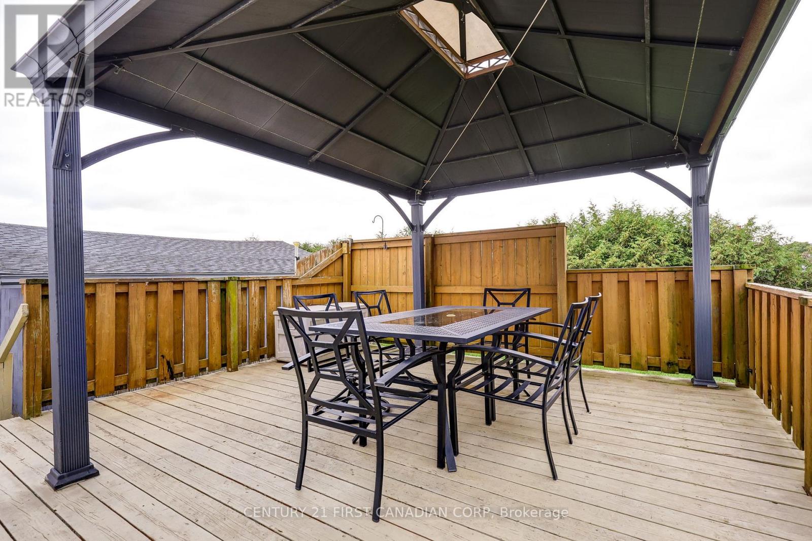 45687 Fruit Ridge Line Property Photo 8