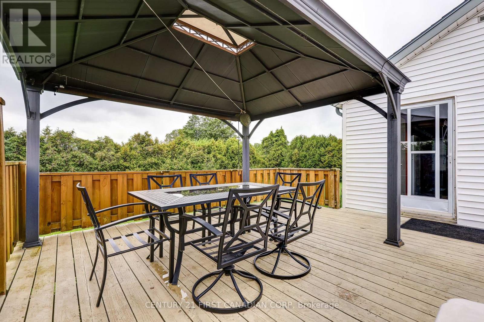 45687 Fruit Ridge Line Property Photo 9
