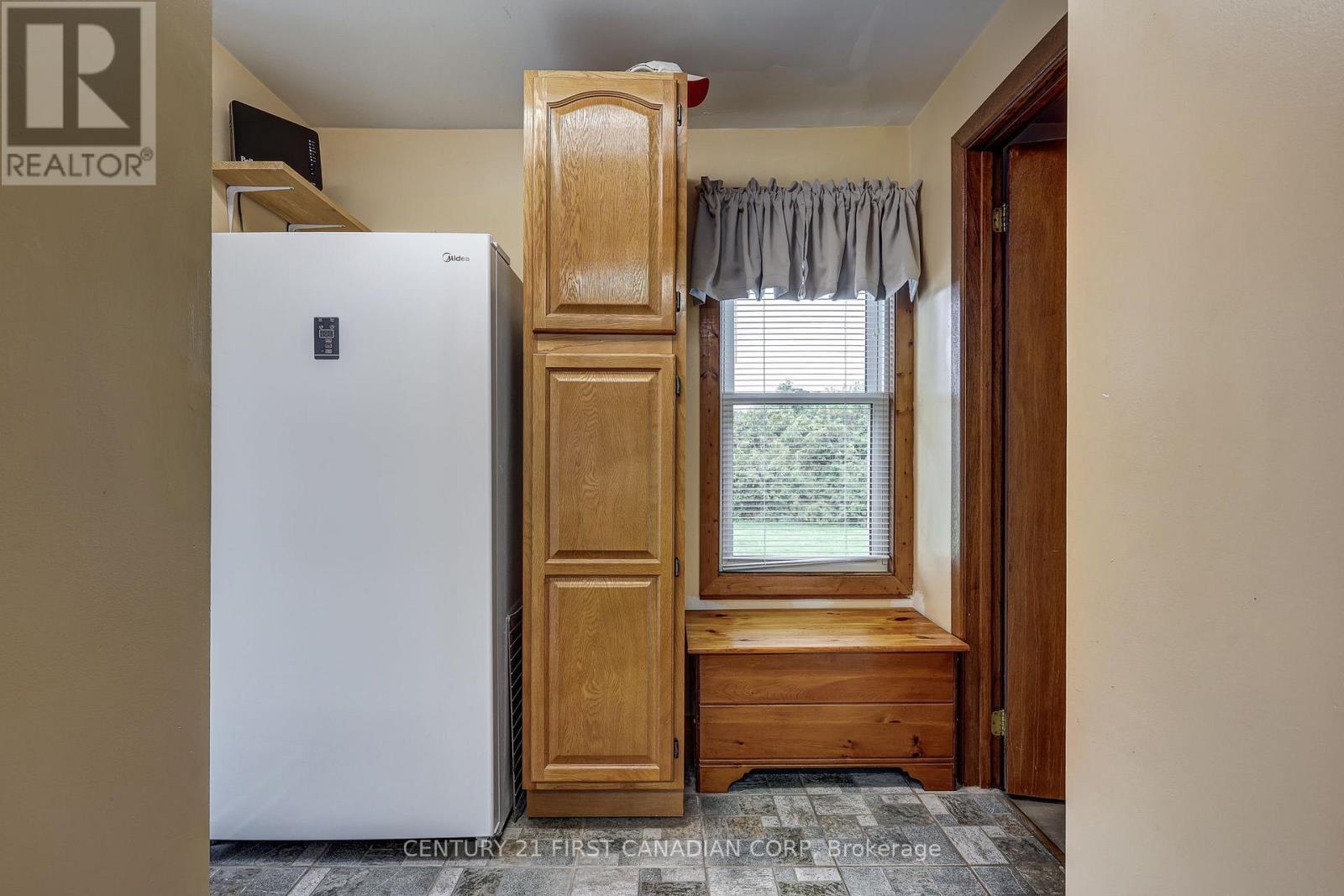 45687 Fruit Ridge Line Property Photo 12