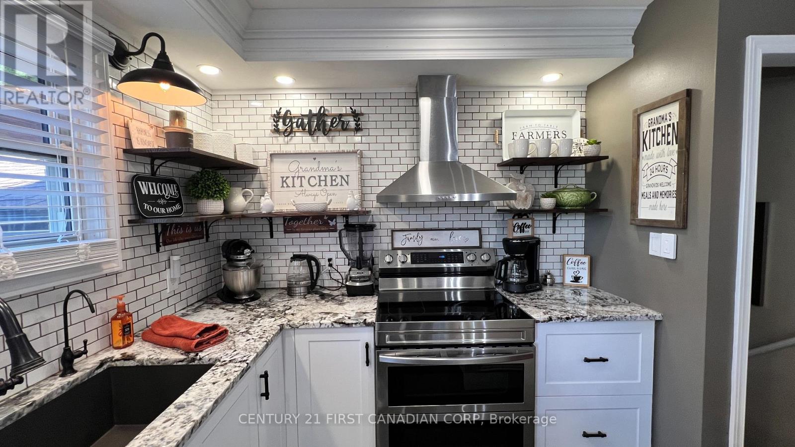 20883 Rebecca Road Property Photo 11