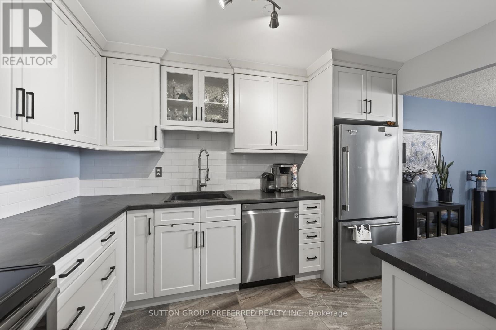 704 - 363 Colborne Street Property Photo 8
