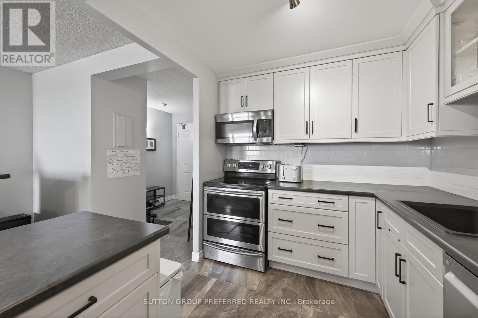 704 - 363 Colborne Street Property Photo 9