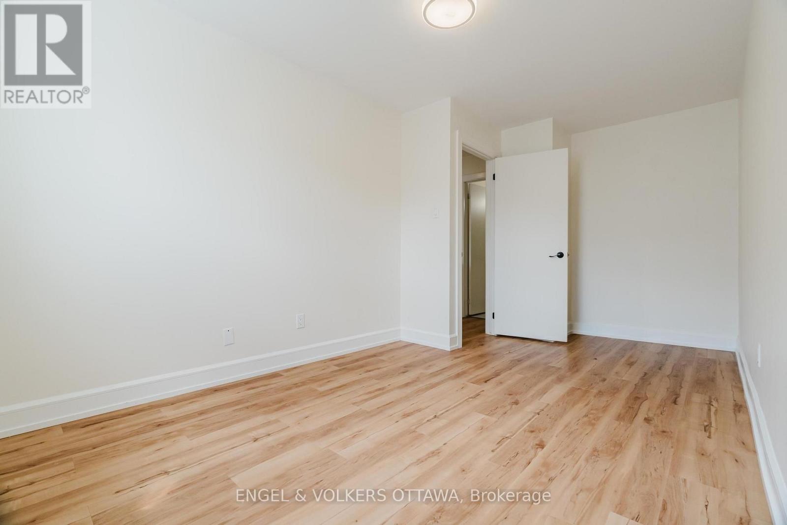 8 Almond Lane Property Photo 20