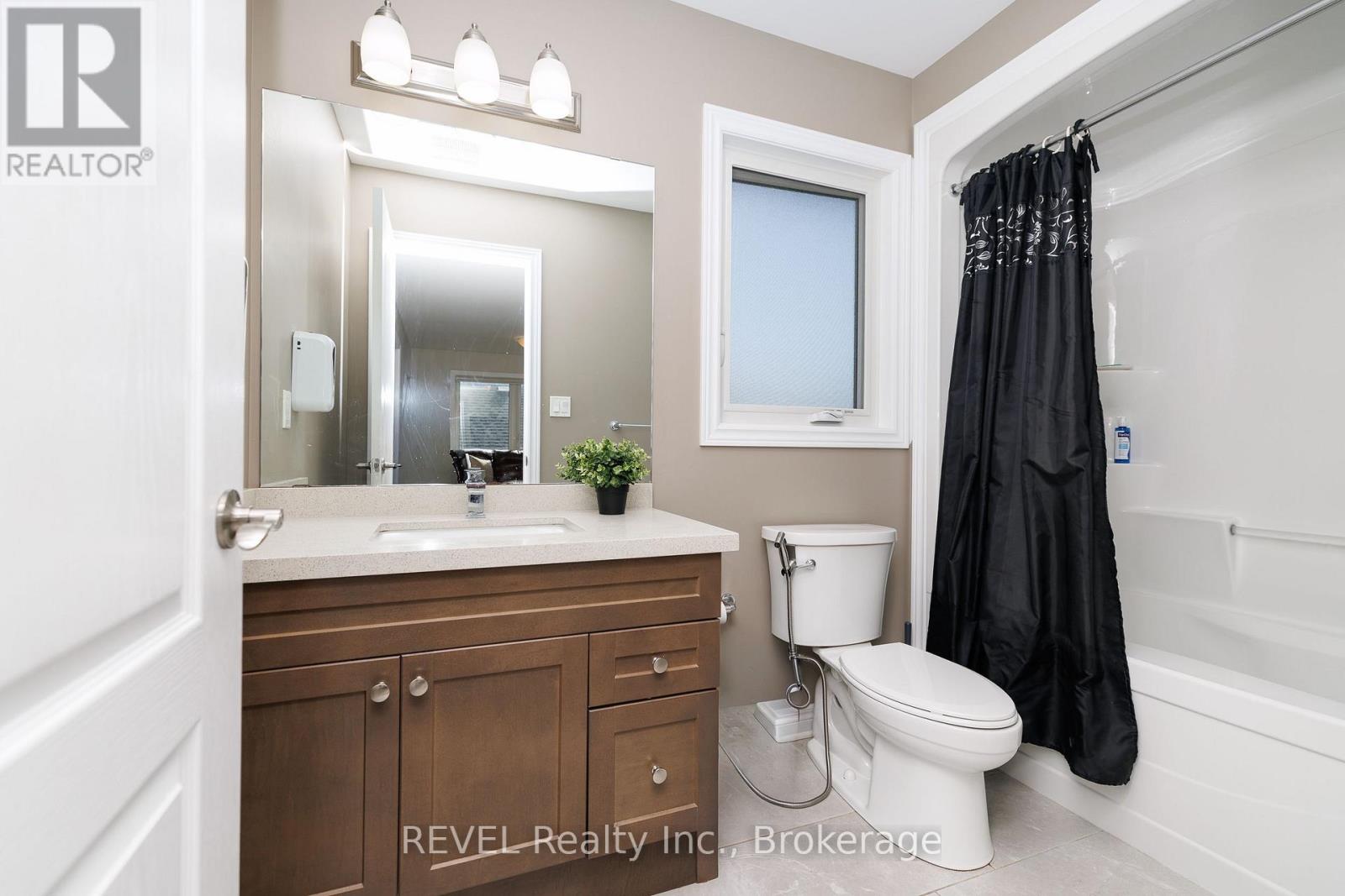 8961 Emily Boulevard Property Photo 25