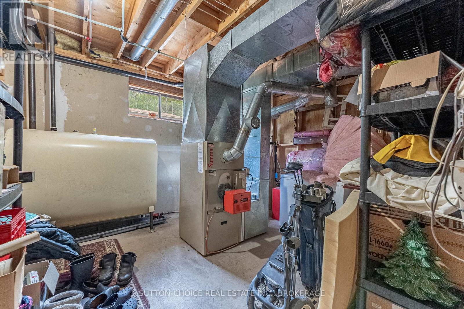 246 Yonge Street Property Photo 30