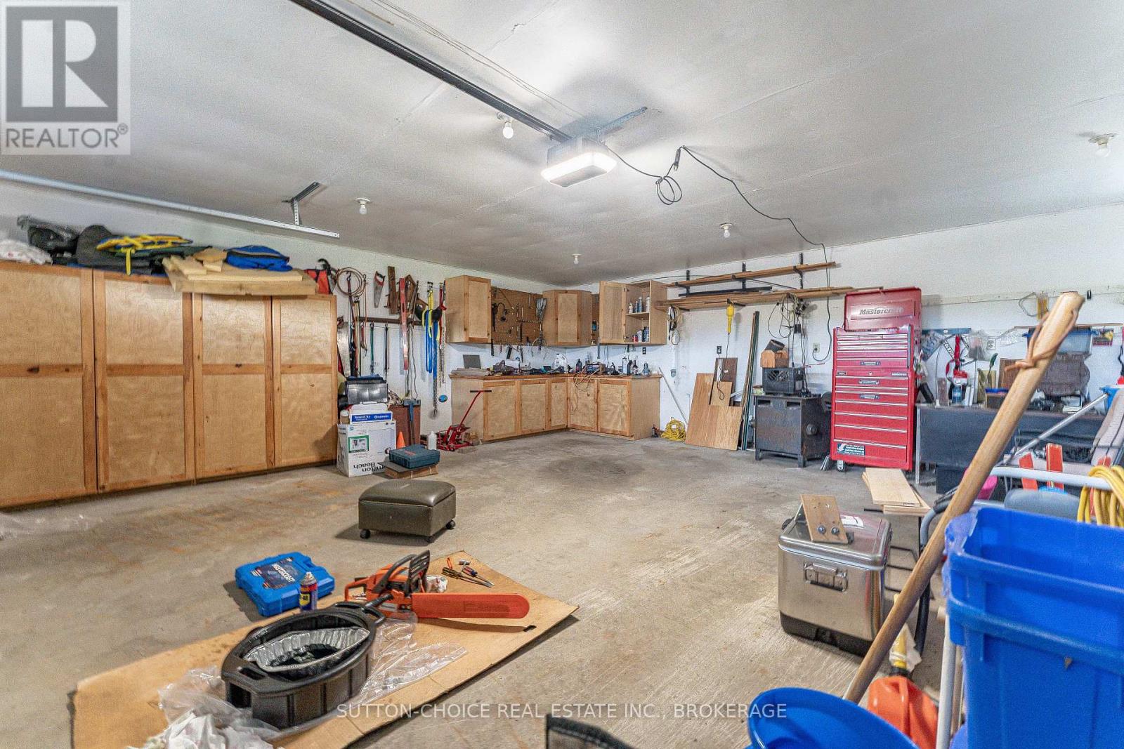 246 Yonge Street Property Photo 42