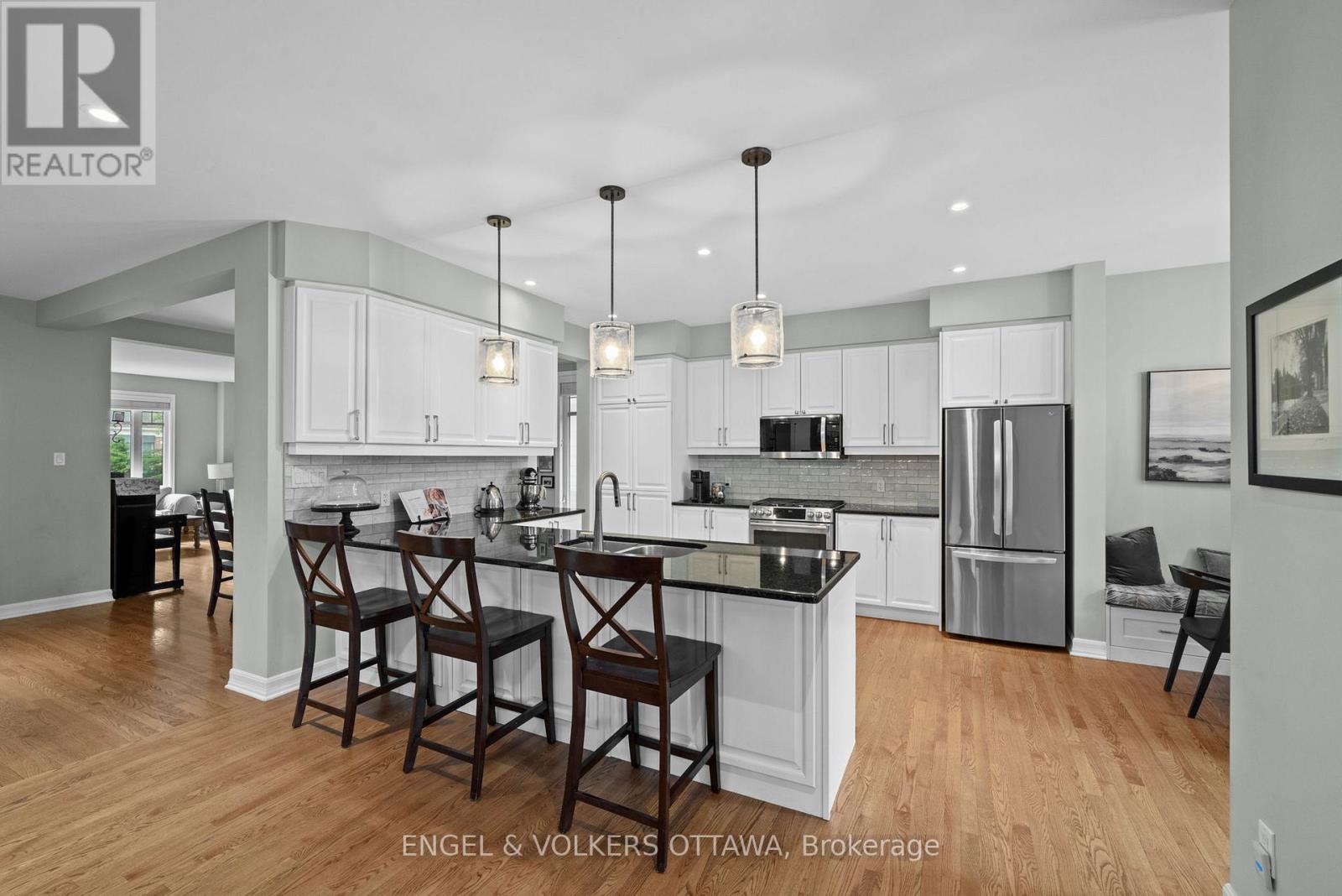 564 Erinwoods Circle Property Photo 11