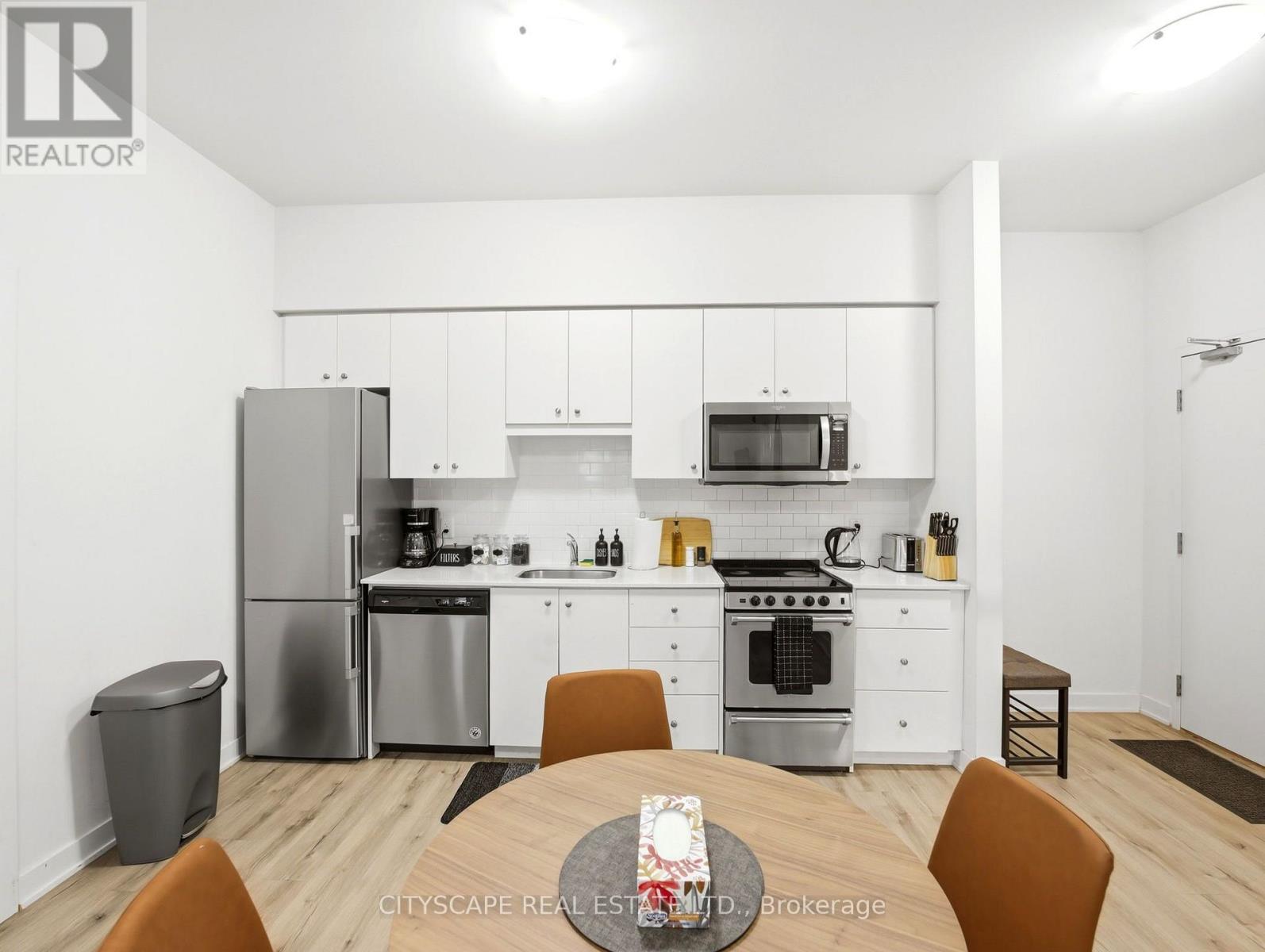 138 - 110 Fergus Avenue Property Photo 16