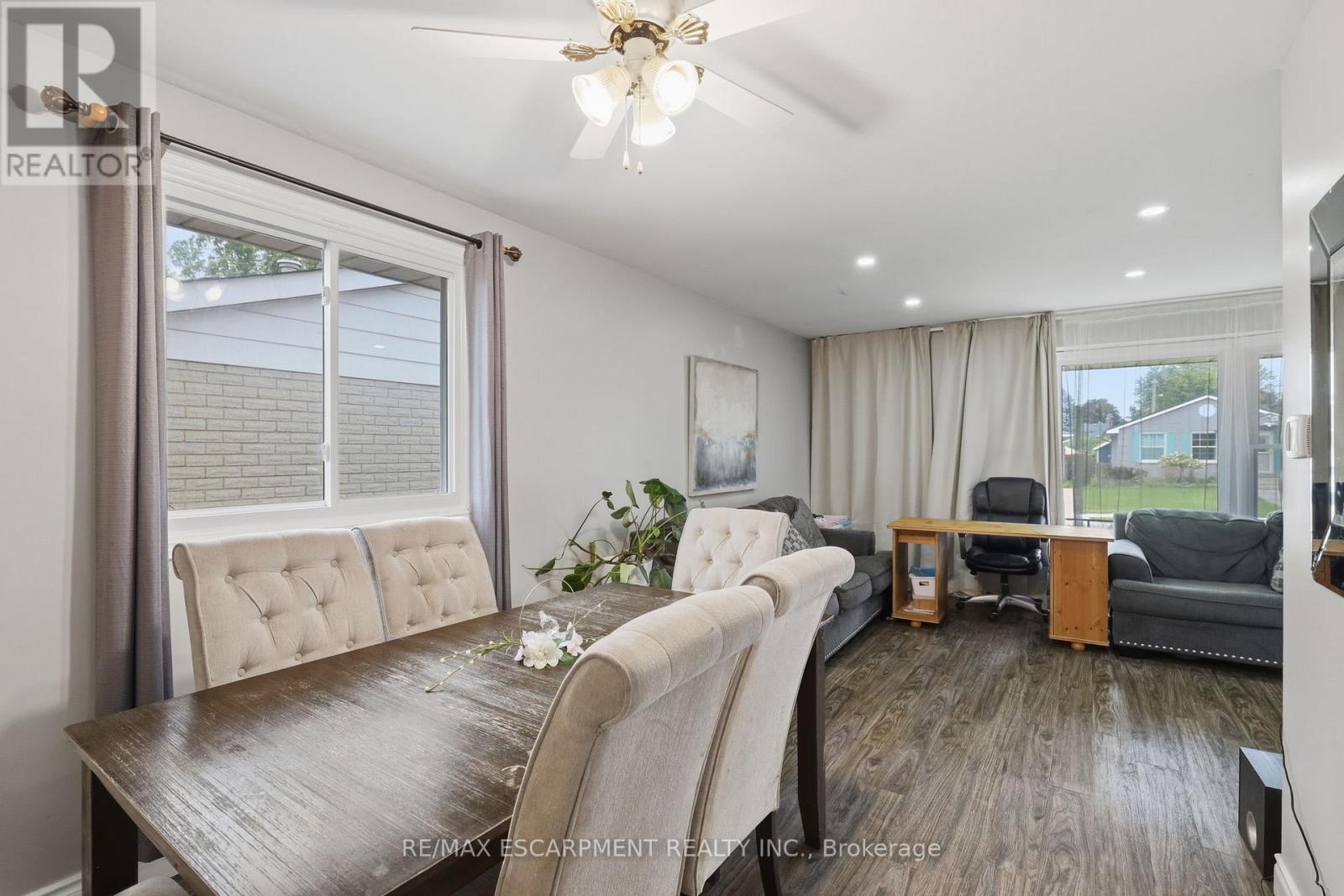 58 Vanier Place Property Photo 9