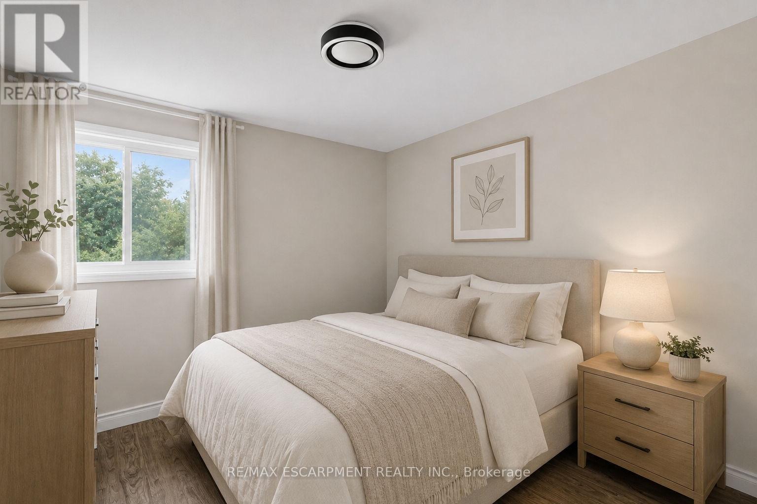58 Vanier Place Property Photo 21