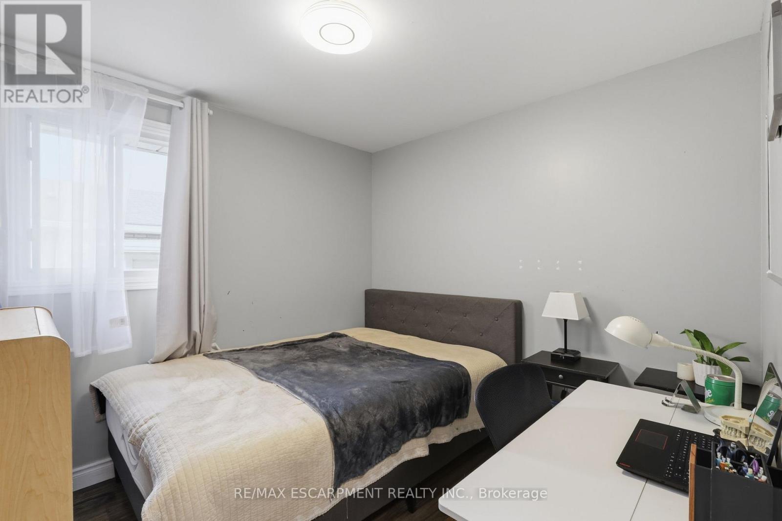 58 Vanier Place Property Photo 23