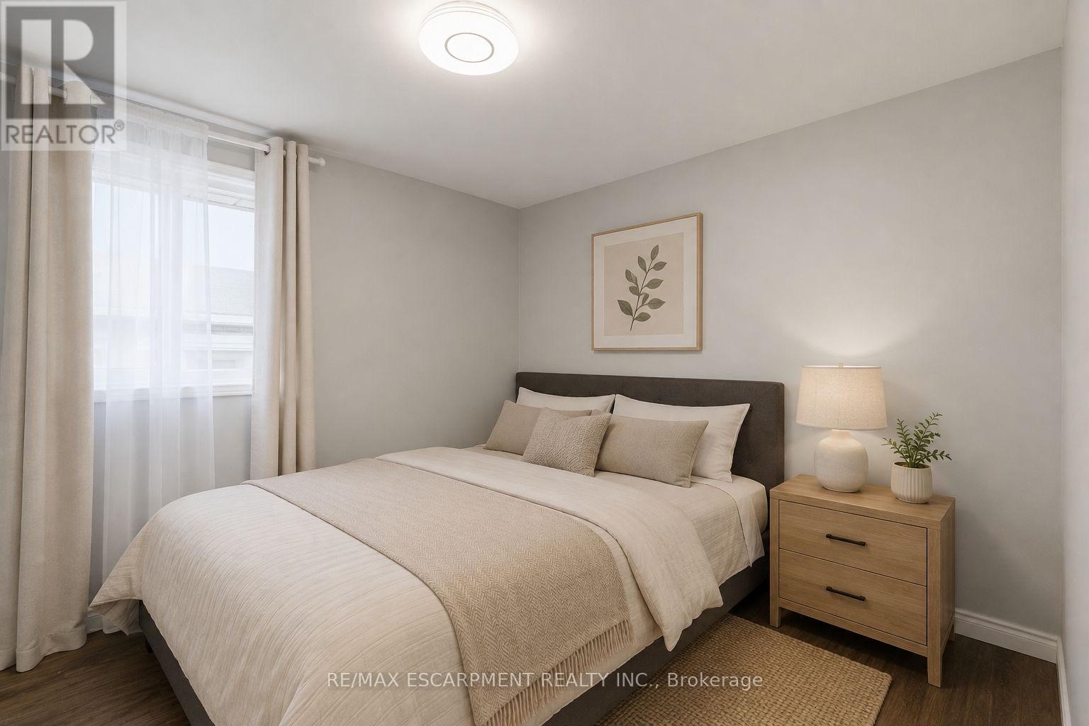 58 Vanier Place Property Photo 24