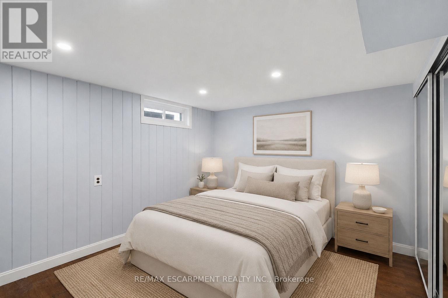 58 Vanier Place Property Photo 35