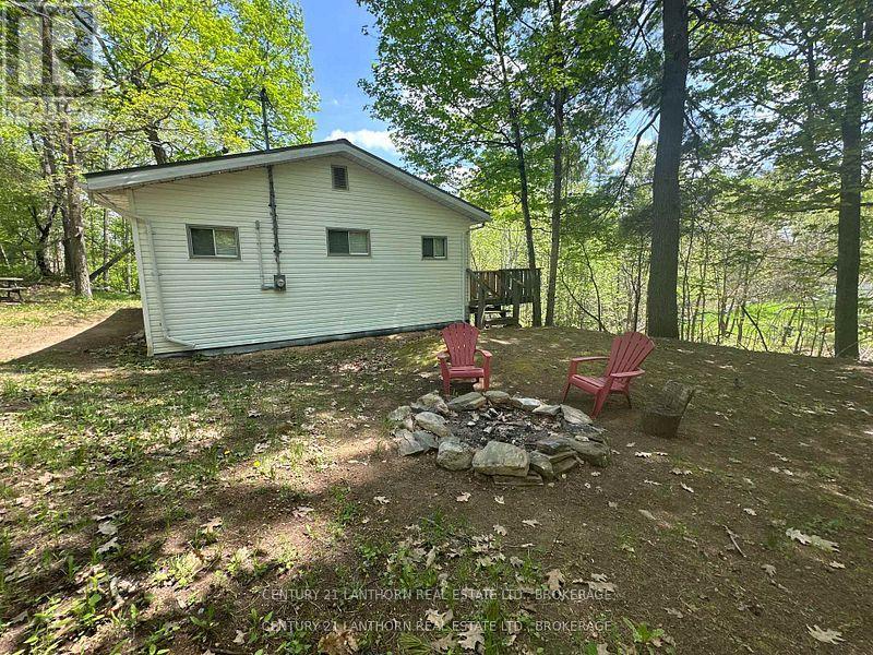 1024 Harrington Lane Property Photo 3