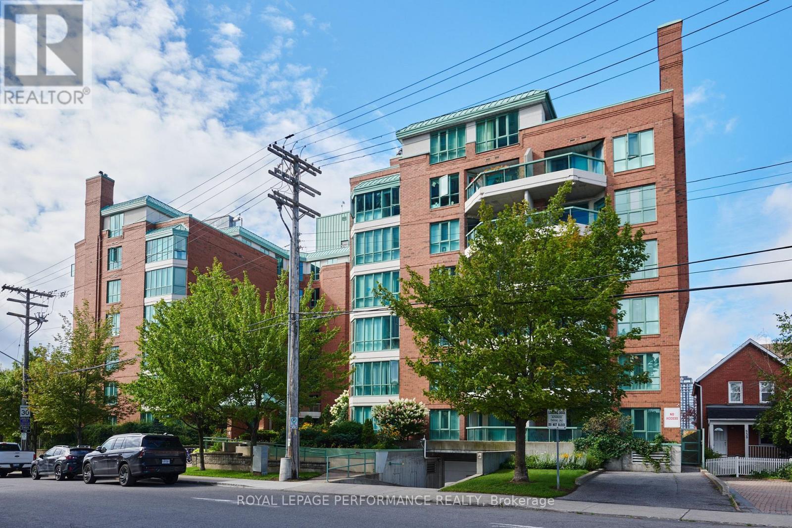 408 - 540 CAMBRIDGE STREET SOUTH STREET S Property Photo 1